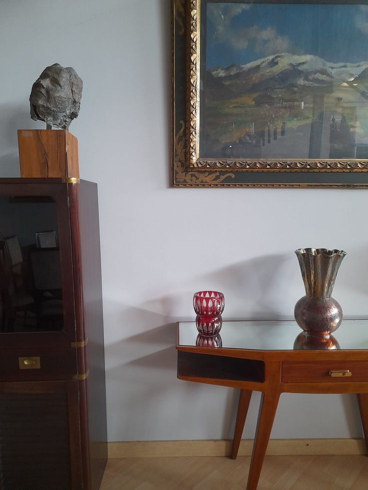 Di Mano in Mano Negozio Cambiago Modernariato e design