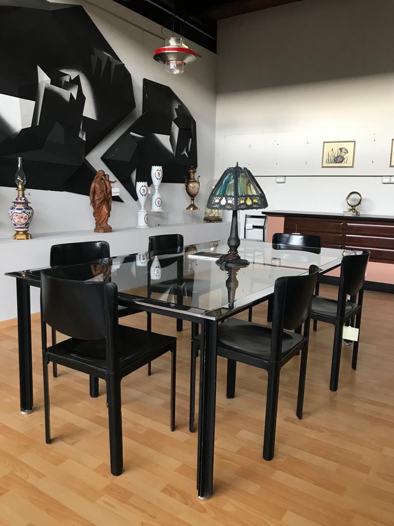 Di Mano in Mano Negozio Cambiago Modernariato e design