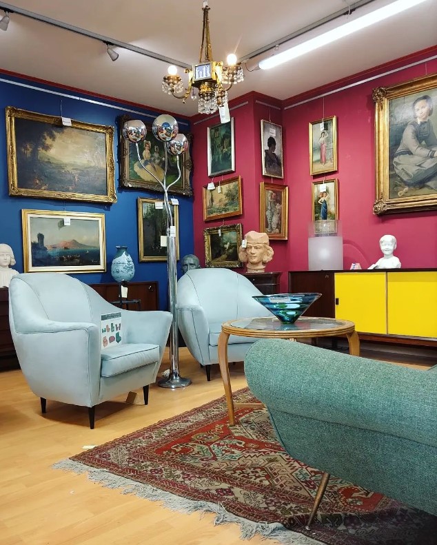 Di Mano in Mano Negozio Milano Modernariato